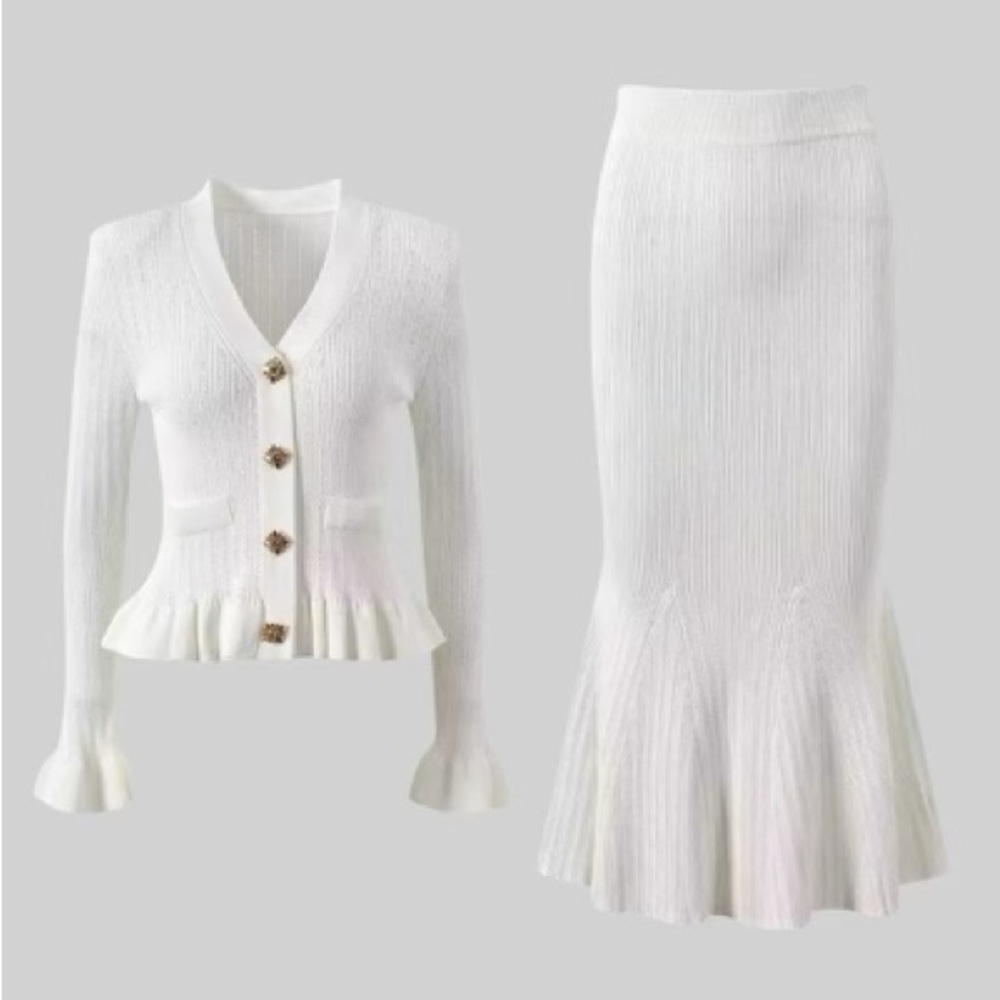 SOLD OUT 144. HIGH END Ruffled Knit Top and Flared Skirt Set - Picture 5 of 6